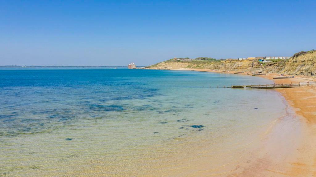 Beau - Brambles Chine, Colwell Bay - 5 Star Wifi - Short Walk To The Hut And Beach - 1 Night Stays Available - Ferry Offers Freshwater Exteriér fotografie